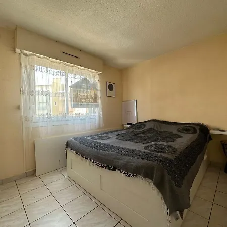 Apt T3 Avec Piscine, Bien Situe Apartament *